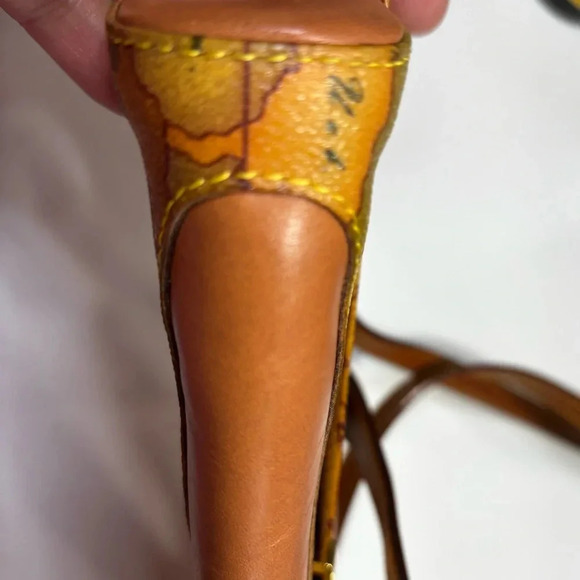 Alviero Martini bag - Picture 3 of 7